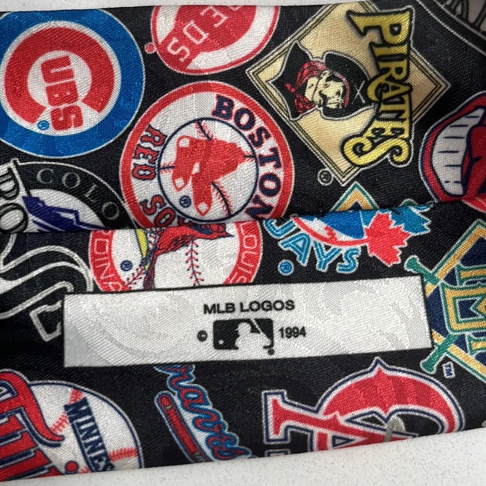 Vintage MLB Surrey All Teams Logo Neck Tie‎ Necktie 1994
